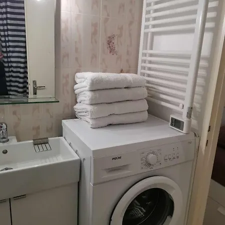 T2 Lumineux Avec Jardinet - Les Thermes