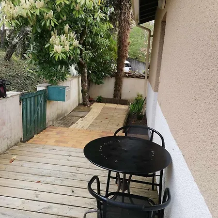 T2 Lumineux Avec Jardinet - Les Thermes *