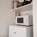 T2 Lumineux Avec Jardinet - Les Thermes アパート