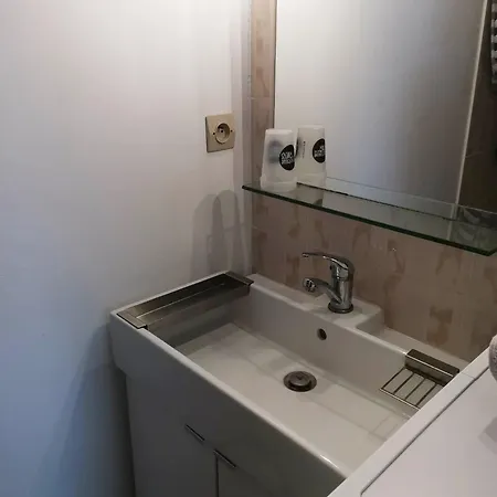 T2 Lumineux Avec Jardinet - Les Thermes Apartment *